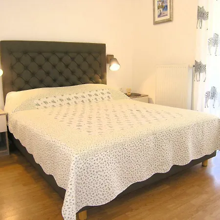 דירה Zora קרק